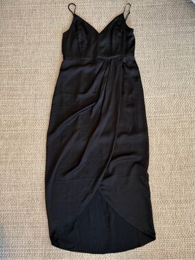 Express Large Black Satin Slip Dress – Minimalist Midi/Maxi